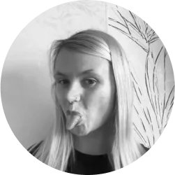 Дизайнер агентства Адикт